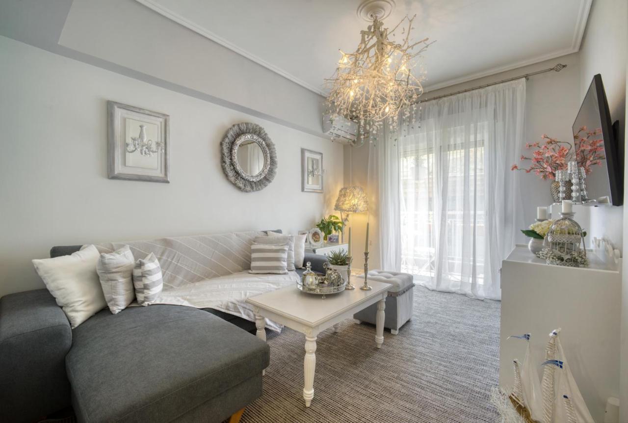 Luxury Apartments Zeas Pireo Esterno foto