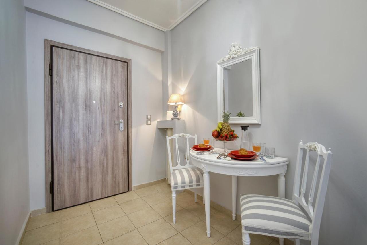Luxury Apartments Zeas Pireo Esterno foto